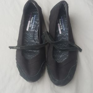 Skechers Memory Foam Ladies Slip On Shoes, Size 9.